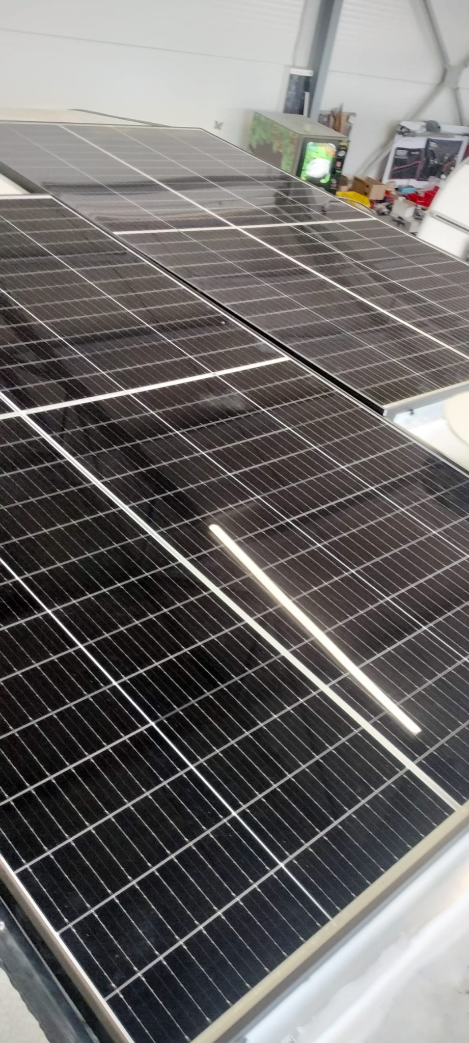 Serviciu montaj Sistem solar autorulota și rulota